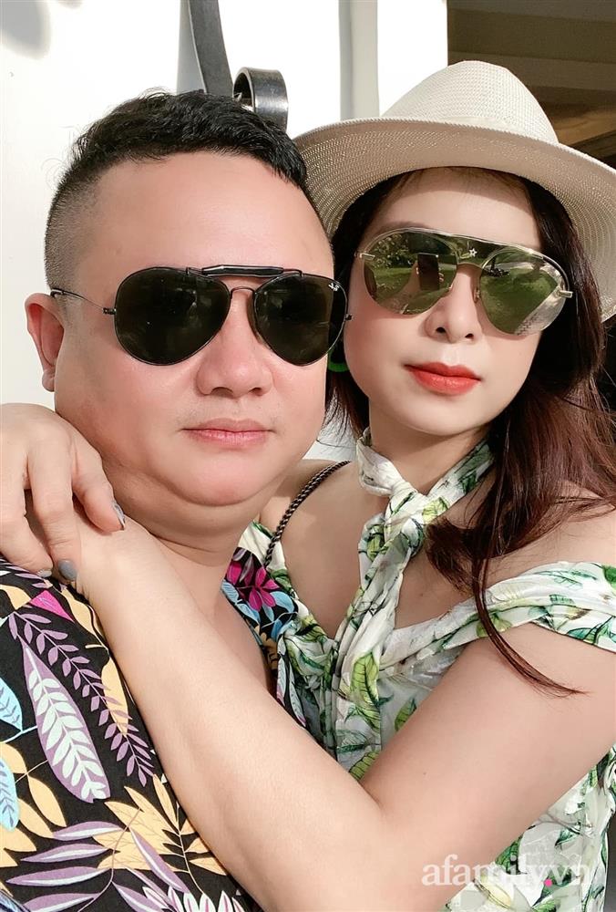 Mẹ 6 con sở hữu nhan sắc bị thời gian lãng quên, tiết lộ bí quyết 6 lần sinh nở vẫn đẹp, da căng mịn nhờ loại dấm đặc biệt-14