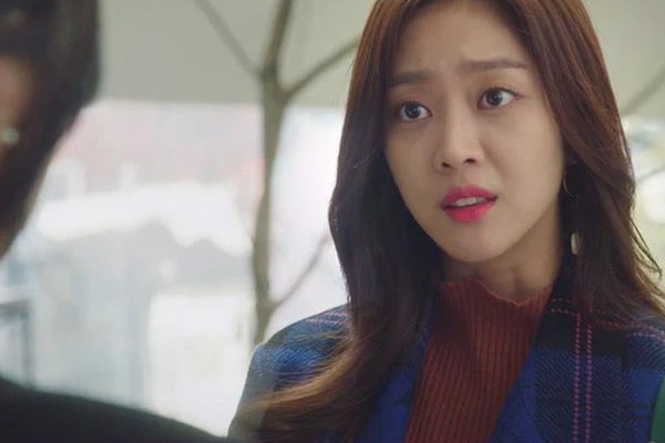 Chị gái tôi khoe chiếc xế hộp mới mua 1 tỷ làm tôi bật khóc tức tưởi, trách móc thì bị chị đe dọa từ mặt-2