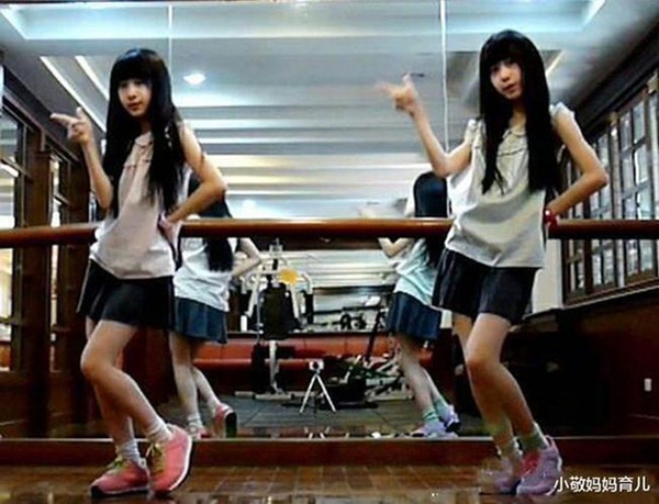 Cặp chị em sinh đôi thiên thần được mệnh danh đẹp nhất Đài Loan gây ngỡ ngàng với diện mạo ở tuổi thiếu nữ sau 16 năm-3