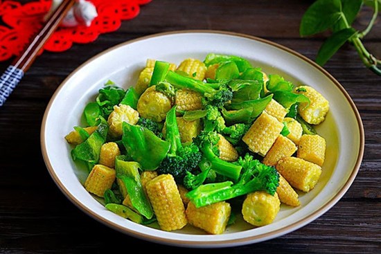 Thực đơn cơm tối hai món chay đơn giản dễ làm cho ngày lễ Phật Đản, bận mấy cũng có thể vào bếp trổ tài