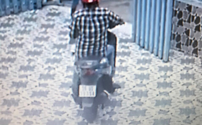 Đã bắt được gã trai cuỗm gần 500 triệu khi chở bạn gái mới quen tới ngân hàng gửi tiền-3