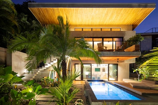 Biệt thự thiết kế hiện đại, sang chảnh như villa, nhìn toàn cảnh không gian xung quanh mới thấy thật đáng 