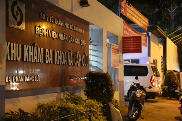 NÓNG: TP.HCM ghi nhận 1 ca nghi nhiễm Covid-19 làm việc tại Q.Phú Nhuận, từng đến BV Nhân dân Gia Định thăm khám-1