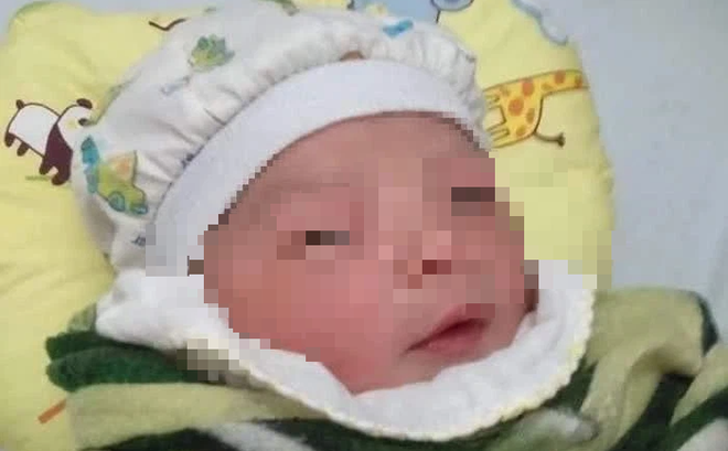 Mẹ mắc Covid-19, bố bị ung thư, bé sơ sinh 3 ngày tuổi đi cách ly cùng bác-1