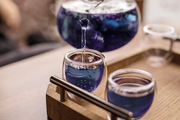 Từ sự việc một bệnh nhân tiểu đường suýt hỏng thận vì dùng hoa đậu biếc: Những tác hại cần biết để tránh rước bệnh vào thân-4