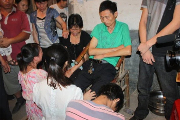 Thanh niên bỏ mạng vì cứu gia đình 4 người, kẻ vô ơn đã không dự đám tang lại còn buông một câu nói cay nghiệt gây phẫn nộ-5