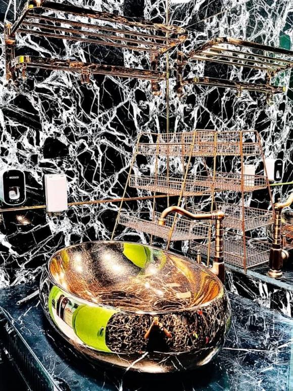 Khoe phòng tắm sang chảnh, nhưng chủ thớt lại nhận loạt comment đắng từ cư dân mạng-3