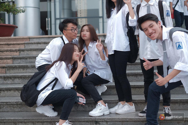 Bộ GD&ĐT: Giữ nguyên lịch thi tốt nghiệp THPT, giảm độ khó so với đề minh họa-1