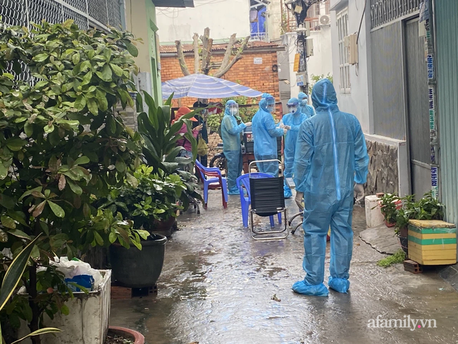 TP.HCM: Thêm 2 phòng khám bị phong tỏa vì liên quan ca nghi nhiễm COVID-19 tại Hội thánh truyền giáo Phục Hưng-4