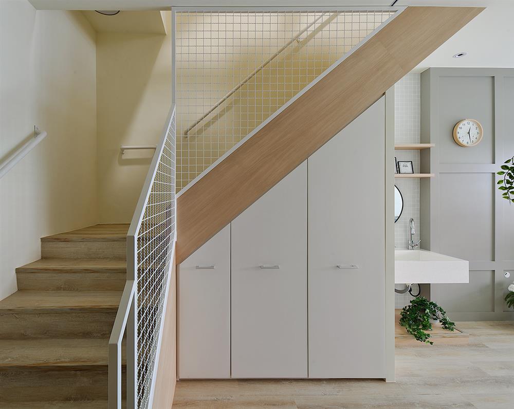 Các con cải tạo nhà phố 30 năm tuổi gần gũi với thiên nhiên, an toàn khi sử dụng để tặng mẹ-14