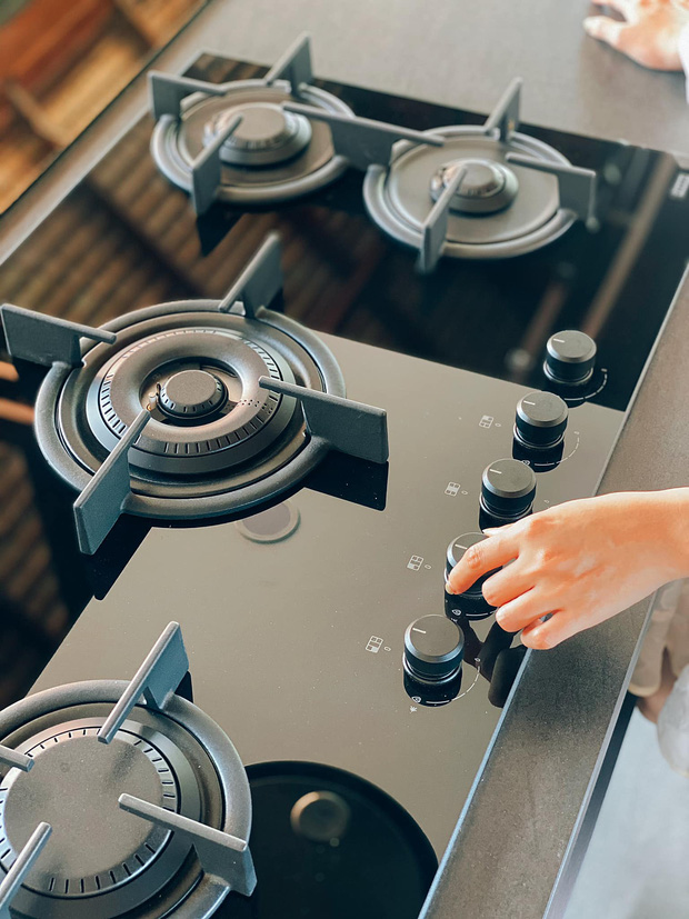 Gái Việt lấy chồng đại gia Thái Lan khoe căn bếp 3,7 tỷ: Giàu gì mà giàu quá vậy trời ơi-3