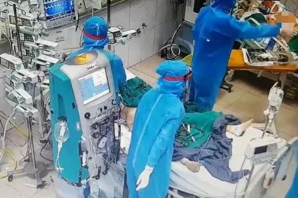 Bệnh nặng nhưng không đến viện vì sợ lây Covid-19, người bệnh tử vong thương tâm-2