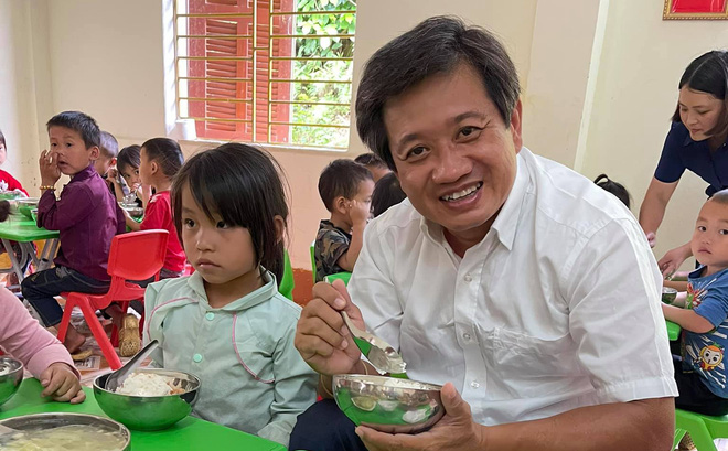Mong dư luận tha lỗi cho Hoài Linh, ông Đoàn Ngọc Hải bị chất vấn: Ông từng quyết liệt đòi lại 100 triệu tiền từ thiện bị chậm-1
