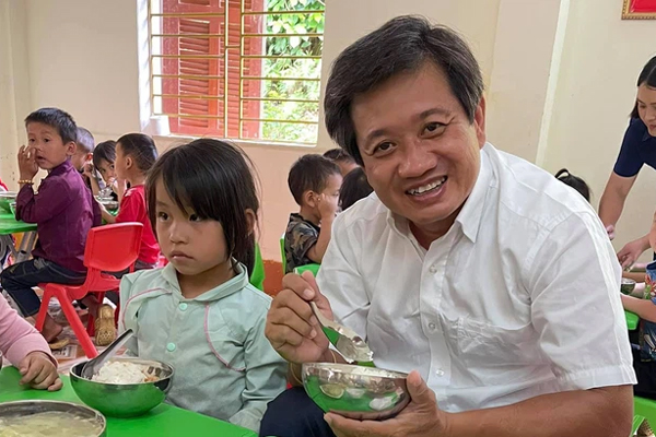 Ông Đoàn Ngọc Hải lại bị vặn vẹo đòi công khai sao kê ngân hàng, cách đối đáp khiến đối phương bẽ mặt-5