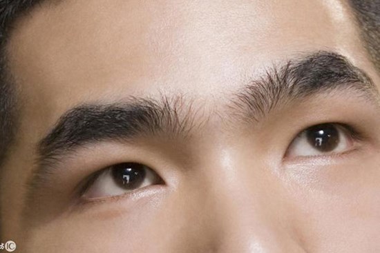“Lấy vợ không lấy người có gò má cao, gả chồng không gả người có chân mày liền”, rốt cuộc câu nói này có ý nghĩa gì?