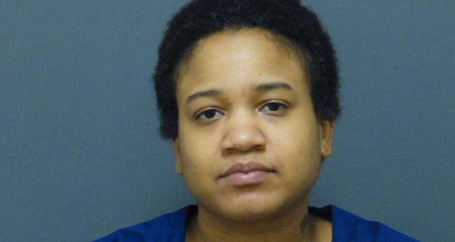 Đến cưỡng chế 5 mẹ con người phụ nữ rời đi vì thiếu tiền thuê nhà, cơ quan chức năng tình cờ phanh phui tội ác trong chiếc tủ đông chứa 2 thi thể-1