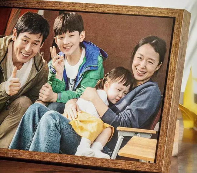 Cậu bé 12 tuổi đến nghĩa trang vào ban đêm để tìm mẹ vì lý do đau lòng - Thật sự yêu trẻ em, xin vui lòng làm 3 điều này-1