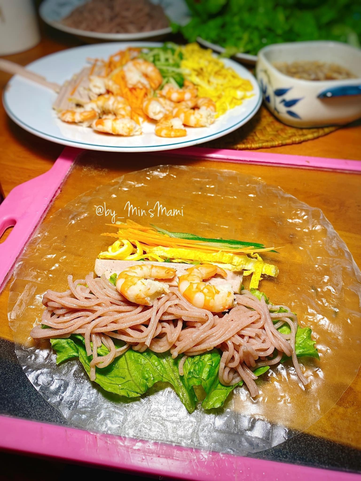 Chán cơm liền đổi gió, mẹ đảm khiến dân tình tròn xoe mắt với 25 món bún ngon tuyệt mát hết cả cõi lòng, sợi bún vừa đẹp mắt lại nhiều dinh dưỡng-13