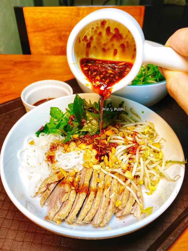 Chán cơm liền đổi gió, mẹ đảm khiến dân tình tròn xoe mắt với 25 món bún ngon tuyệt mát hết cả cõi lòng, sợi bún vừa đẹp mắt lại nhiều dinh dưỡng-10