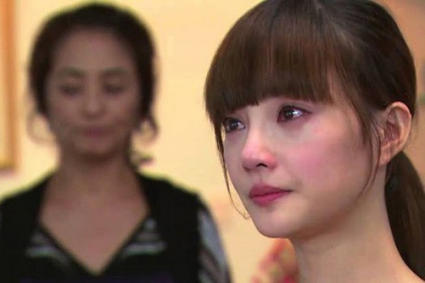 Vừa đưa con về ngoại chơi đã bị chồng tuyên bố cấm cửa quay lại, vợ im lặng không nói nửa lời nhưng 3 ngày sau khiến anh phải đổi giọng-3