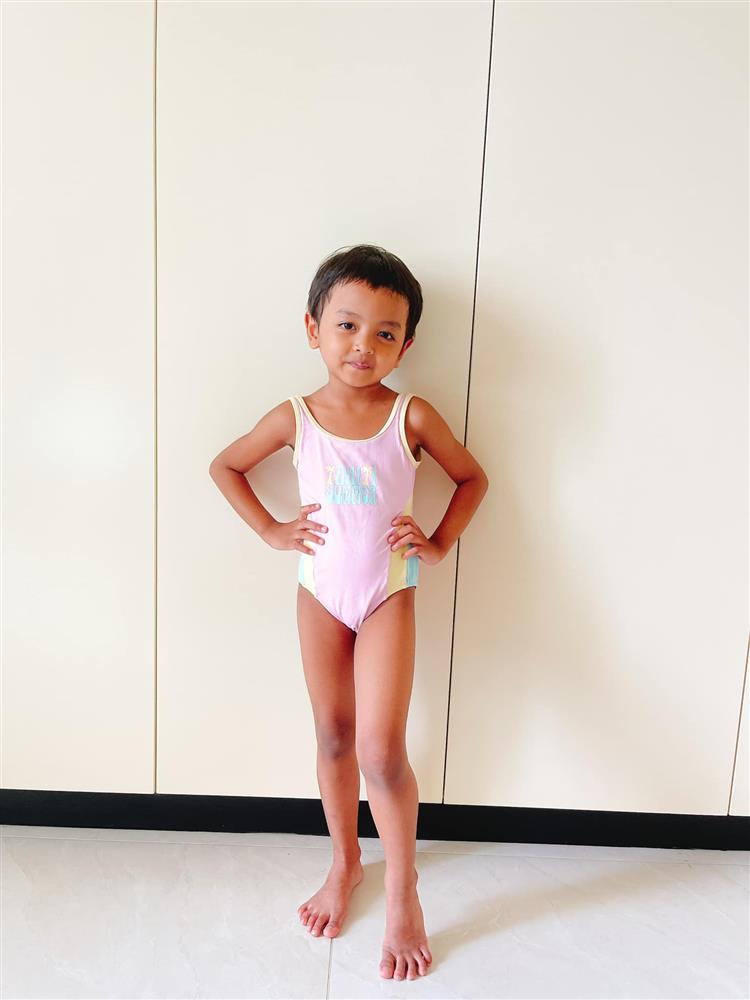 Con gái của NTK Đỗ Mạnh Cường: Từ cô bé suy dinh dưỡng sau 2 năm tăng 25cm chiều cao, bố khẳng định có tỷ lệ vàng để trở thành siêu mẫu-4