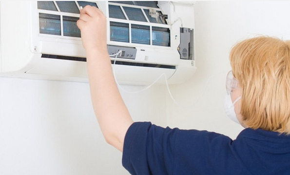 Điều hòa có mùi hôi phải làm sao? Áp dụng ngay cách này để khắc phục, đem lại&nbsp;bầu không khí mát mẻ và thật sảng khoái trong ngày hè nóng nực-4