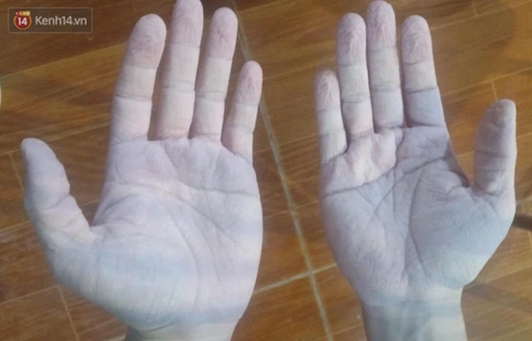 Nước mắt nữ bác sĩ tại tâm dịch Bắc Giang khi nghe giọng con gái 3 tuổi qua điện thoại: Mẹ bắt hết con Covid rồi về với con...-3