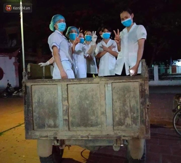 Nước mắt nữ bác sĩ tại tâm dịch Bắc Giang khi nghe giọng con gái 3 tuổi qua điện thoại: Mẹ bắt hết con Covid rồi về với con...-6