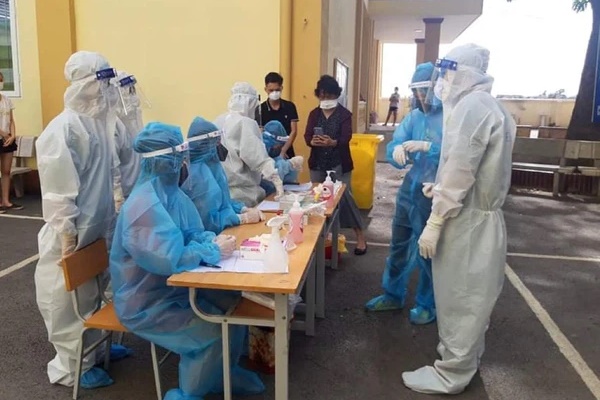 Biến chủng virus SARS-CoV-2 mới phát hiện ở Việt Nam có đặc điểm gì khiến số ca mắc tăng nhanh, dịch khó kiểm soát?-1