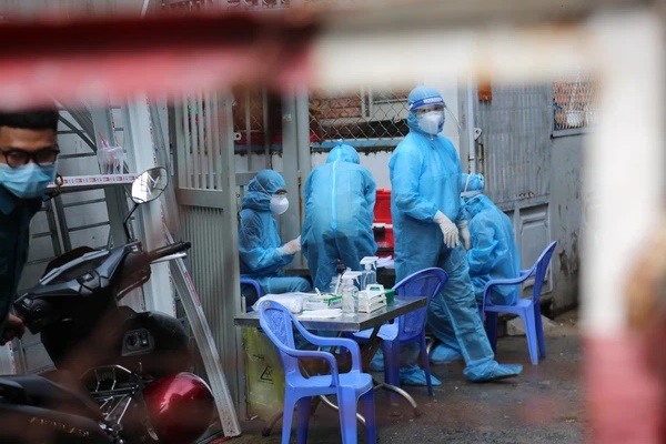 NÓNG: Khởi tố vụ án hình sự làm lây lan dịch bệnh của Hội thánh truyền giáo Phục Hưng-3