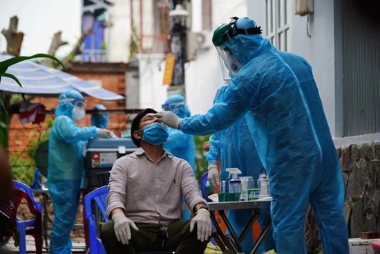 Sáng 31/5, Việt Nam có thêm 61 ca mắc COVID-19 trong nước, Hà Nội có 15 ca