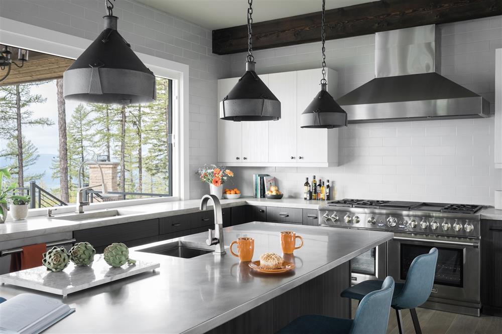 Căn nhà gỗ giữa rừng thông xanh đẹp như cổ tích khiến nhiều người đắm đuối khi ngắm nhìn-16