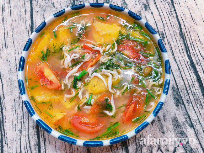 Ngày hè nắng nóng mà có bát canh chua này thì chồng chan vợ húp cả nhà xuýt xoa-7