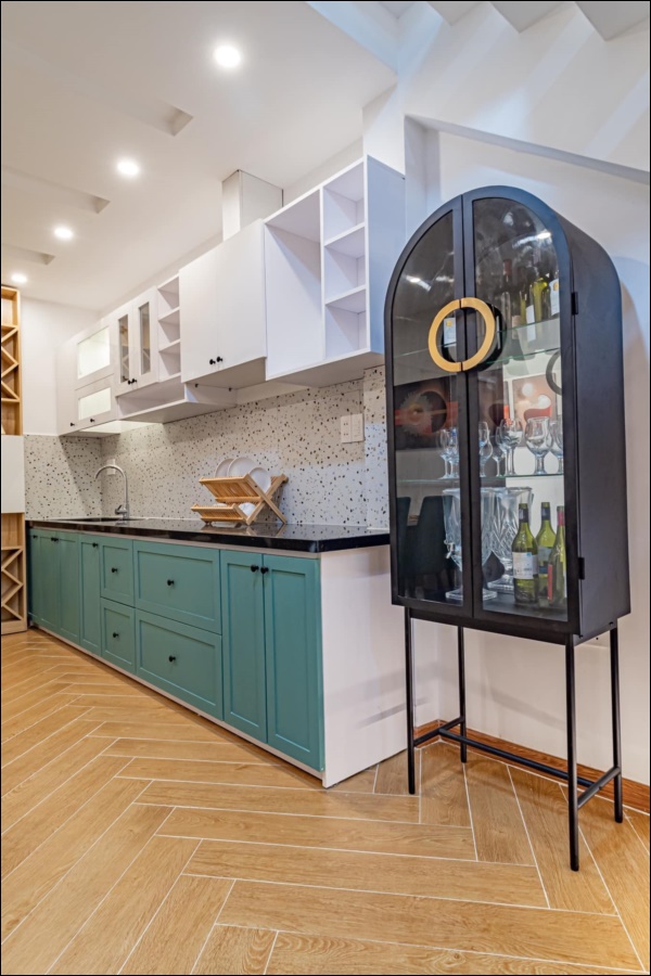 Vợ chồng Đà Nẵng thiết kế ngôi nhà 55m2 siêu xinh, giếng trời thông thoáng lấy ánh sáng, góc nào cũng chill-9