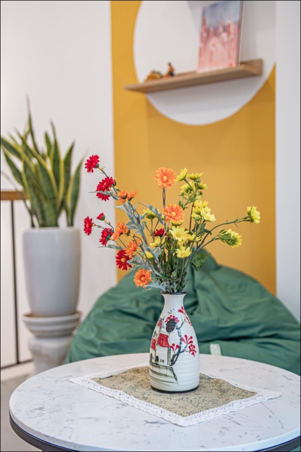 Vợ chồng Đà Nẵng thiết kế ngôi nhà 55m2 siêu xinh, giếng trời thông thoáng lấy ánh sáng, góc nào cũng chill-10