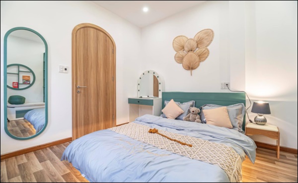 Vợ chồng Đà Nẵng thiết kế ngôi nhà 55m2 siêu xinh,&nbsp;giếng trời thông thoáng lấy ánh sáng, góc nào cũng chill-15