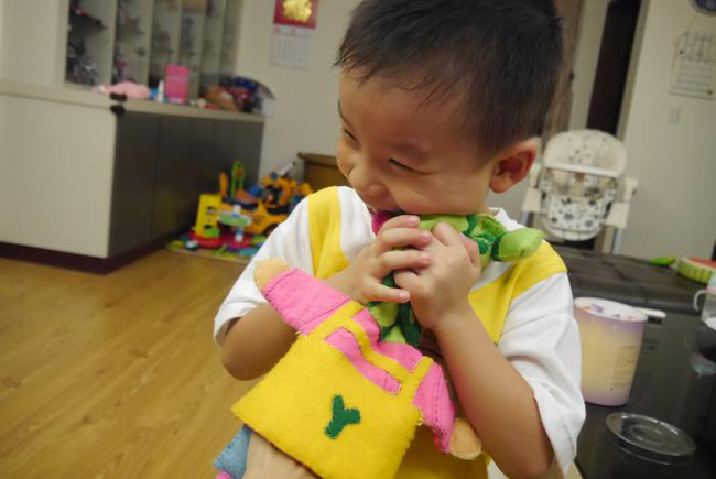 Kỹ năng giao tiếp siêu việt mà phụ huynh nào cũng cần bỏ túi: Con sẵn sàng lắng nghe, bố mẹ chẳng cần đau đầu hay quát mắng-3