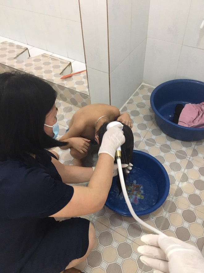 Cô giáo mầm non ở Bắc Giang tình nguyện đi cách ly cùng học sinh: Nửa đêm tỉnh giấc, các con ôm cô sụt sùi Cô ơi, mẹ của con đâu?-11