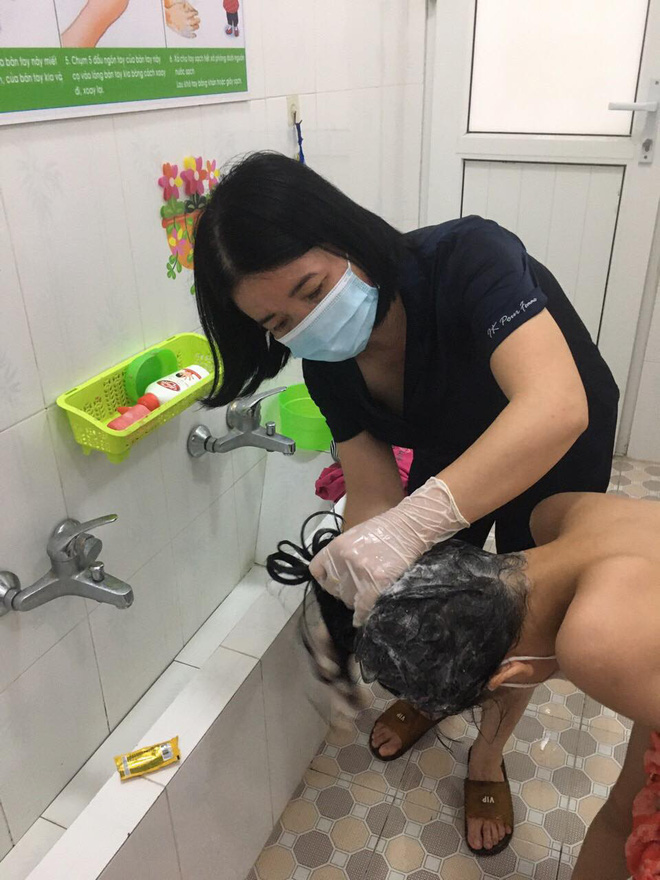 Cô giáo mầm non ở Bắc Giang tình nguyện đi cách ly cùng học sinh: Nửa đêm tỉnh giấc, các con ôm cô sụt sùi Cô ơi, mẹ của con đâu?-9