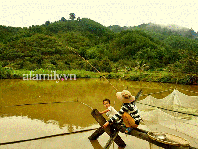 Vợ chồng cô giáo mầm non bán hết nhà cửa, cho 2 con nhỏ đi phượt bằng xe đạp: Cuộc đời này, đừng bó buộc tụi trẻ trên ghế nhà trường-8