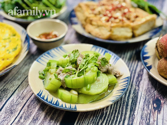 Thực đơn cơm tối 5 món mà chưa tới 80k lại còn ngon lành đầy màu sắc-5