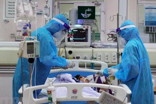 Thai phụ ở Hà Nội mắc COVID-19 nguy kịch, phải xem xét đặt ECMO giờ ra sao?-1