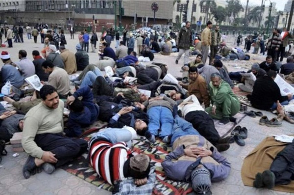 Cả làng mắc chứng lạ mỗi lần ngủ là li bì một tuần mới thèm dậy, giới khoa học đau đầu tranh cãi mãi mới tìm ra nguyên nhân-1