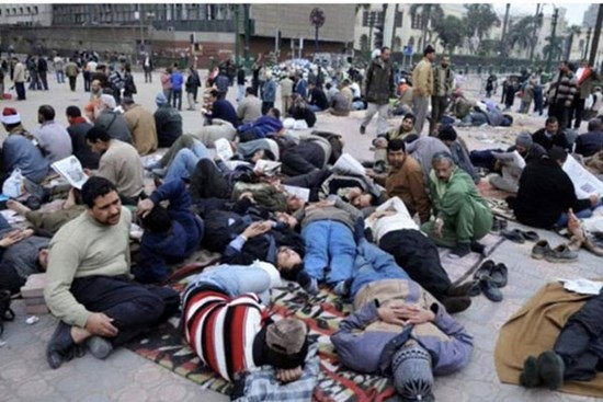 Cả làng mắc chứng lạ mỗi lần ngủ là li bì một tuần mới thèm dậy, giới khoa học đau đầu tranh cãi mãi mới tìm ra nguyên nhân