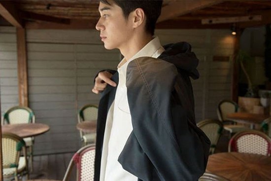 Tình cờ đọc được tin nhắn ở máy vợ sắp cưới, tôi tái mặt hoảng sợ lo cho khoản tiền 700 triệu trong ngân hàng của mình