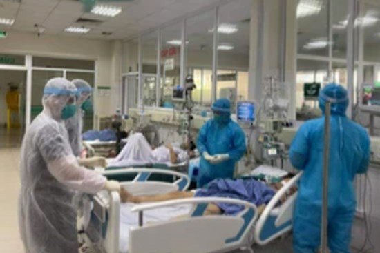 Bệnh nhân 76 tuổi mắc Covid-19 tử vong