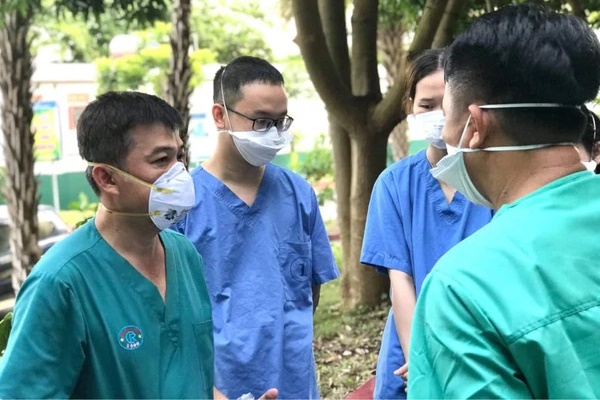 Sản phụ trẻ mang thai 22 tuần mắc Covid-19 phải đặt ECMO, tiên lượng rất nặng-2