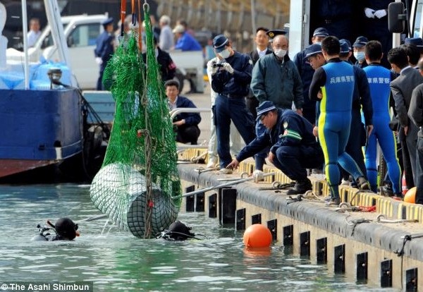 Vụ án bí ẩn Nhật Bản: 6 người chết, hàng loạt người mất tích, tất cả đều xoay quanh người phụ nữ có khả năng điều khiển thao túng con người-5