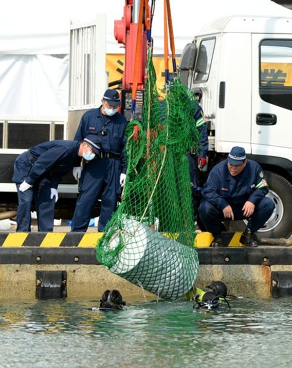 Vụ án bí ẩn Nhật Bản: 6 người chết, hàng loạt người mất tích, tất cả đều xoay quanh người phụ nữ có khả năng điều khiển thao túng con người-6