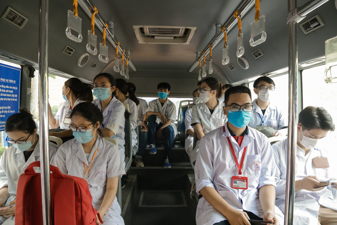 Sinh viên các trường Y dược tiếp tục thần tốc lên đường hỗ trợ Bắc Ninh, Bắc Giang chống dịch-9